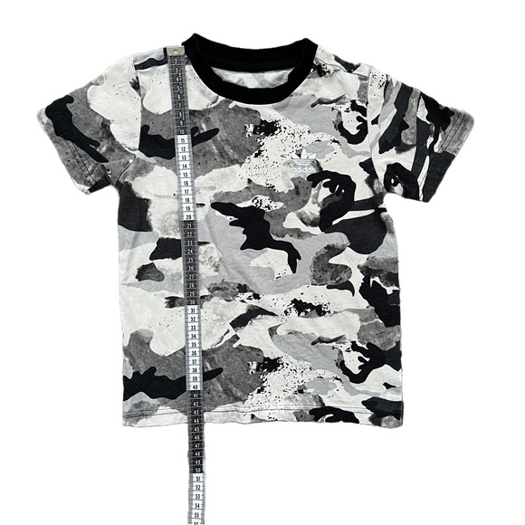 SOLD - Adidas All-Over Camouflage Graphic Originals Logo T-Shirt 'Camo' Size 6 - Picture 3 of 9